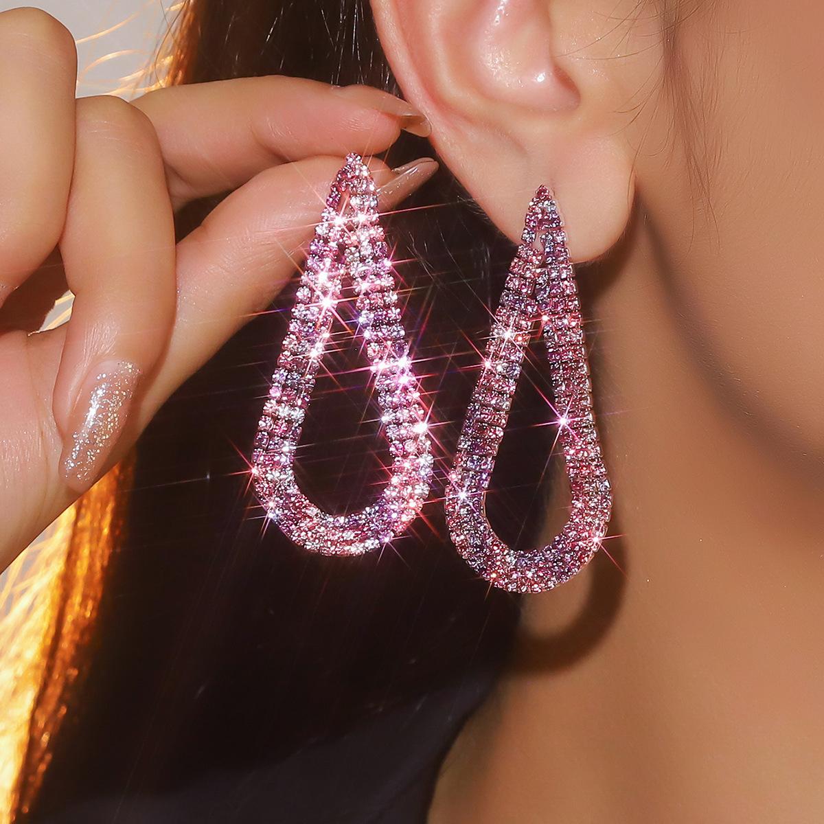 

Rose Pink Diamond Color Series High-end Luxury Long Tassel Earrings for Women Street Shot Bride Shiny Rhinestone Earrings