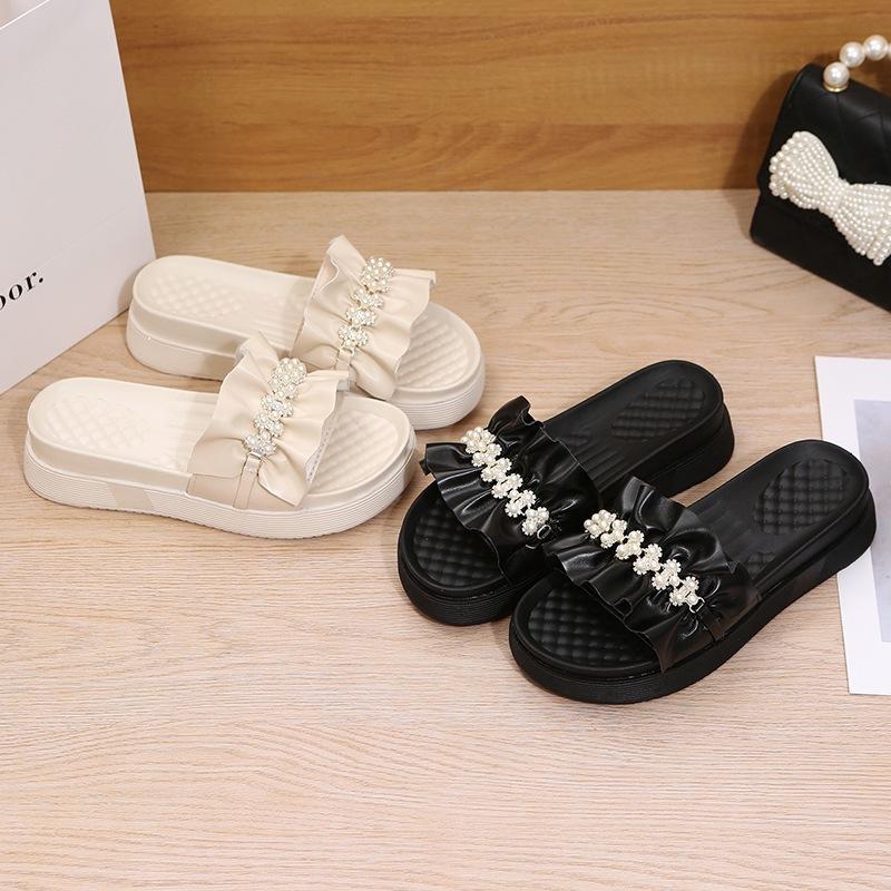 Pearl slippers women's 2025 summer thick-bottomed outer wear Internet celebrity leisure ins thick-bottomed non-slip beach sandals