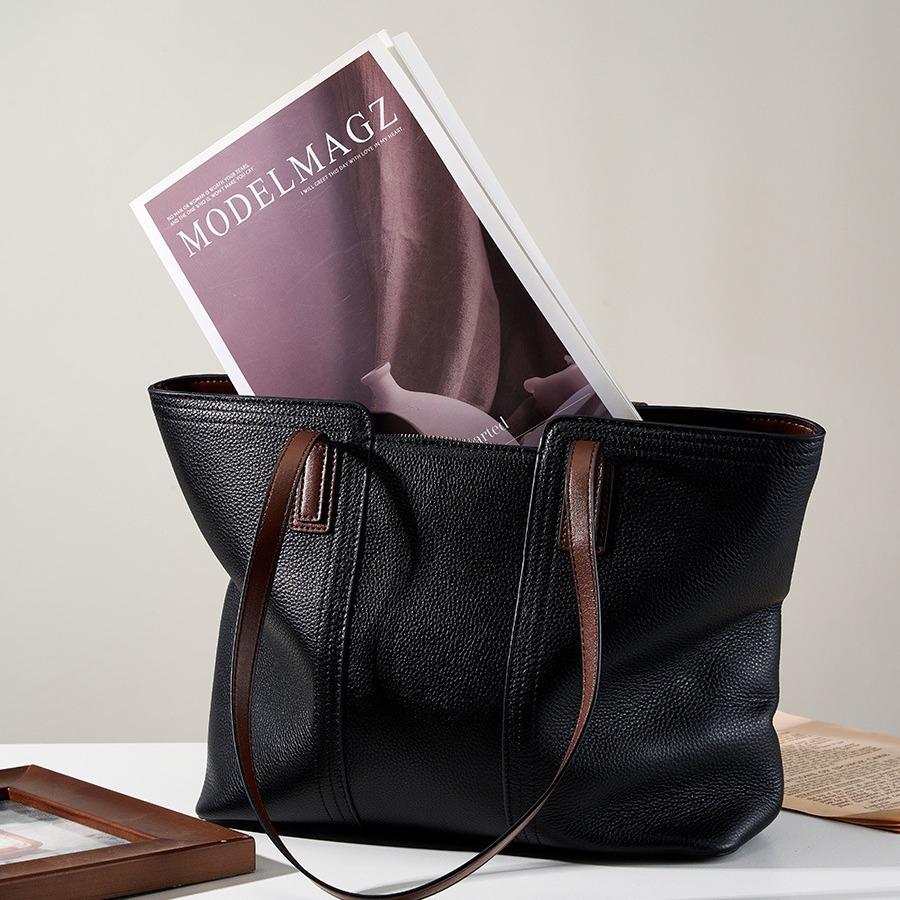 Large-capacity Commuter Women's Bag New Commuter Premium Sense Tote Bag Versatile Shoulder Armpit Bag