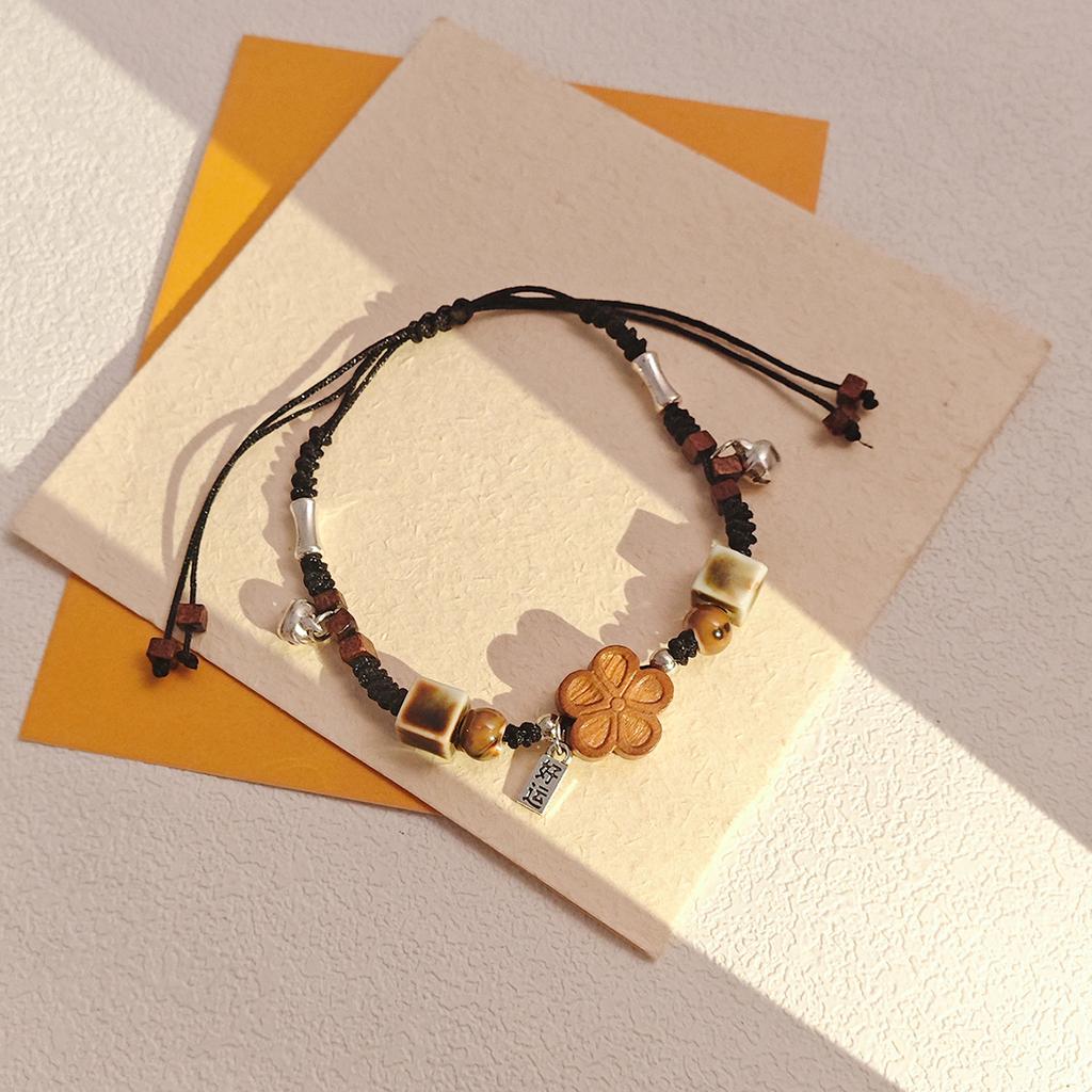 Retro Retro Woven Peach Blossom Bell Beaded Bracelet, Ancient Style Light Luxury Simple High-End Niche Jewelry