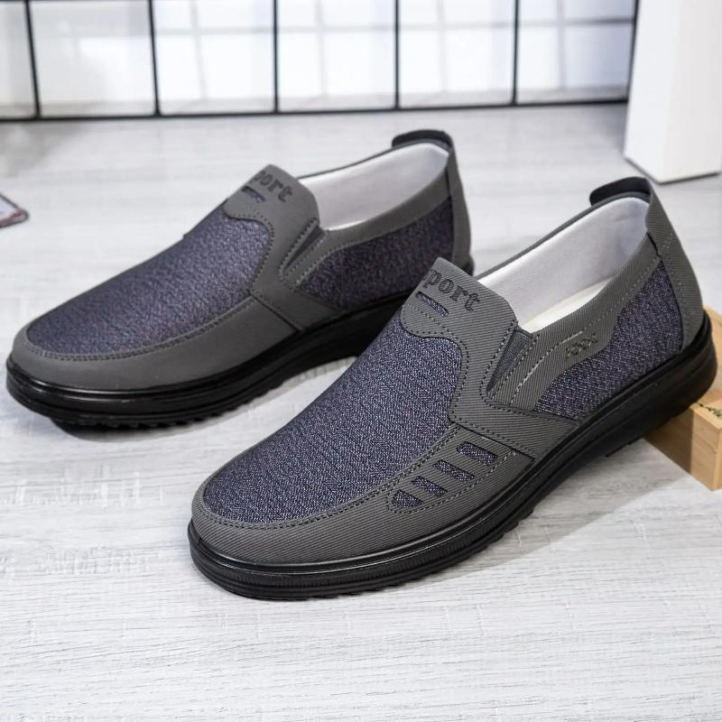 Herrenschuhe Slipper Canvas Schuhe Runde Zehenpartie Rutschfest Freizeitschuhe Männlicher Laufschuh Leichte Slipper Outdoor Weiche Sohle Flats
