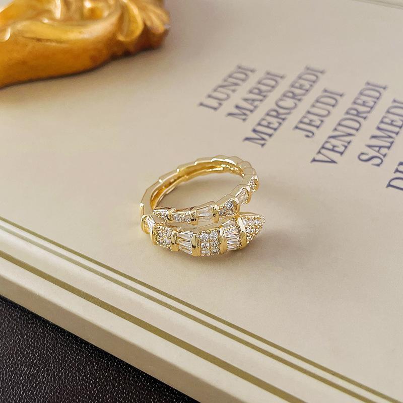 2025 New in Snake Bone Open Ring for Women Shiny Cubic Zirconia Copper Rings Couple Funny Party Jewelry Gifts