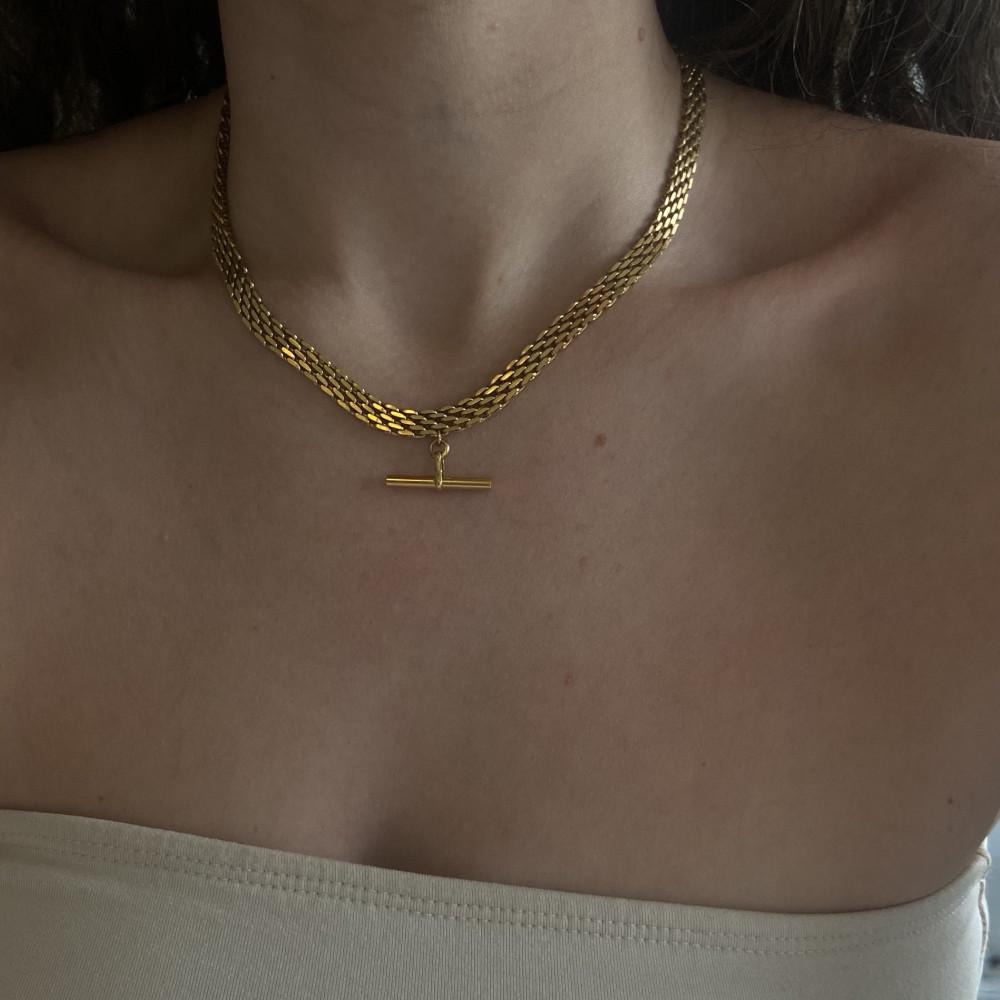 Elegant Women's T-Shaped Titanium Steel Necklace - Light Luxury Style Clavicle Jewelry