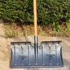 Hongli Wooden Handle Manganese Steel Snow Shovel
