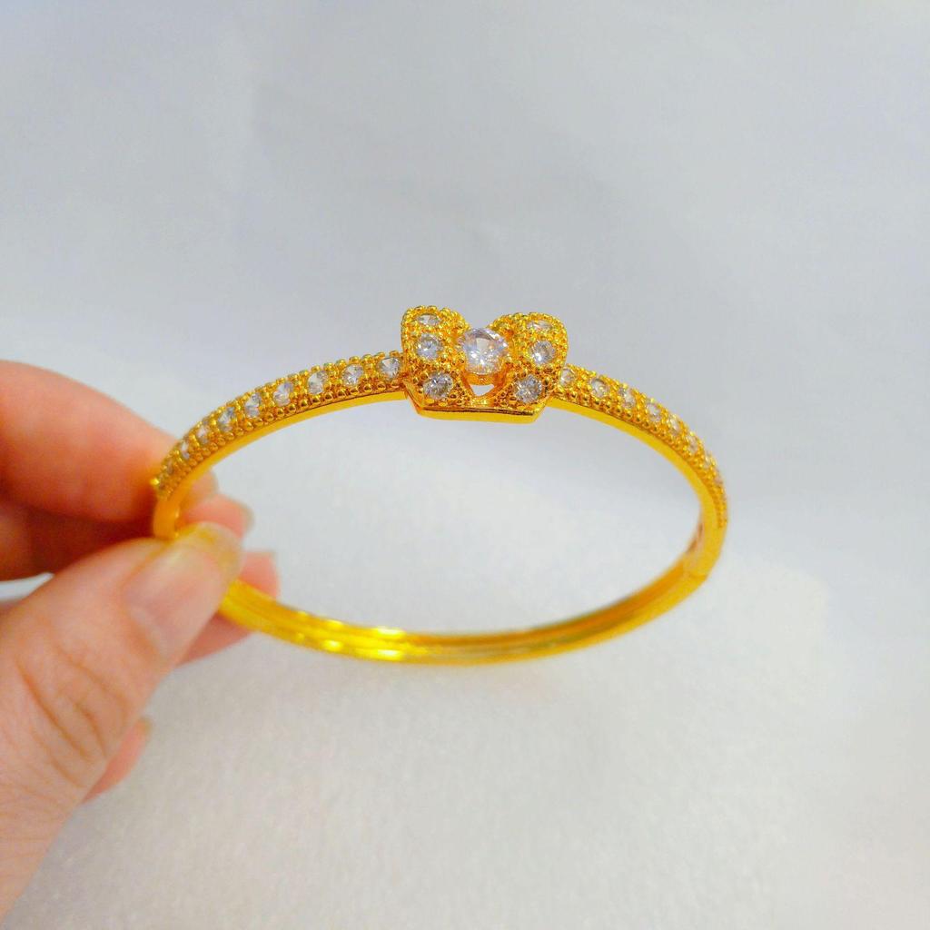 Vietnam Gold-Plated Irregular Copper Bangle Bracelet for Women