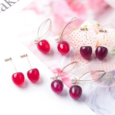 Japanische Kirschperlen-Ohrringe mit Farbverlauf - Rot & Mädchenhafter Sommerstil