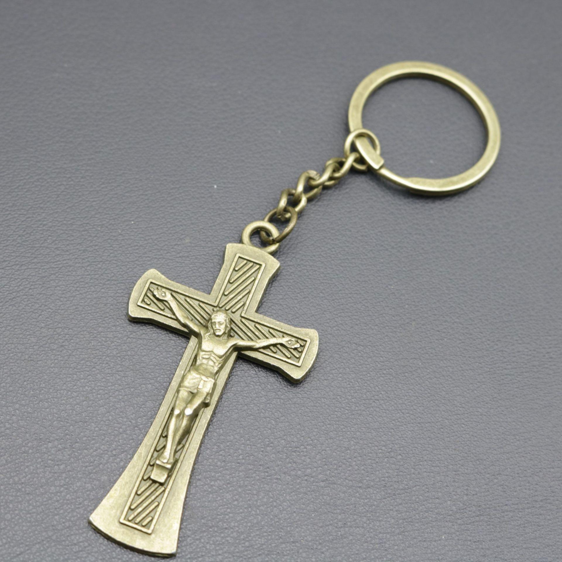 

Популярні ювелірні вироби. Простий брелок one size