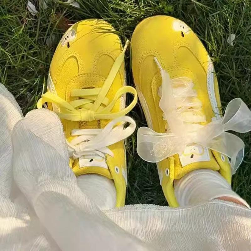 Soft Leather Apple Shoes Red Thin Sole New Casual Women Spring New Couple Versatile