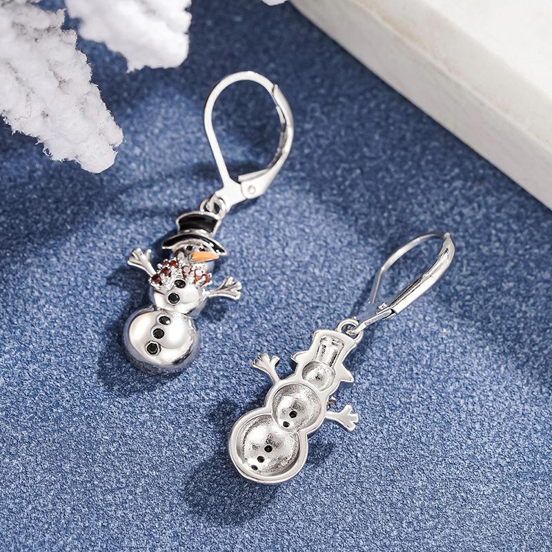 TikTok new Christmas pendant girl, snowman Christmas wind, cream sweet girl wind earrings