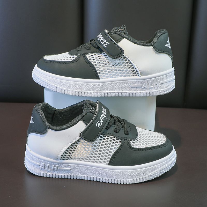 

Spring and Autumn Boys Net Shoes Children s Sports Sandals Girls Breathable Shoes Middle and Older Children s Summer New Soft-soled Shoes 27 (inner length 17cm) чорний