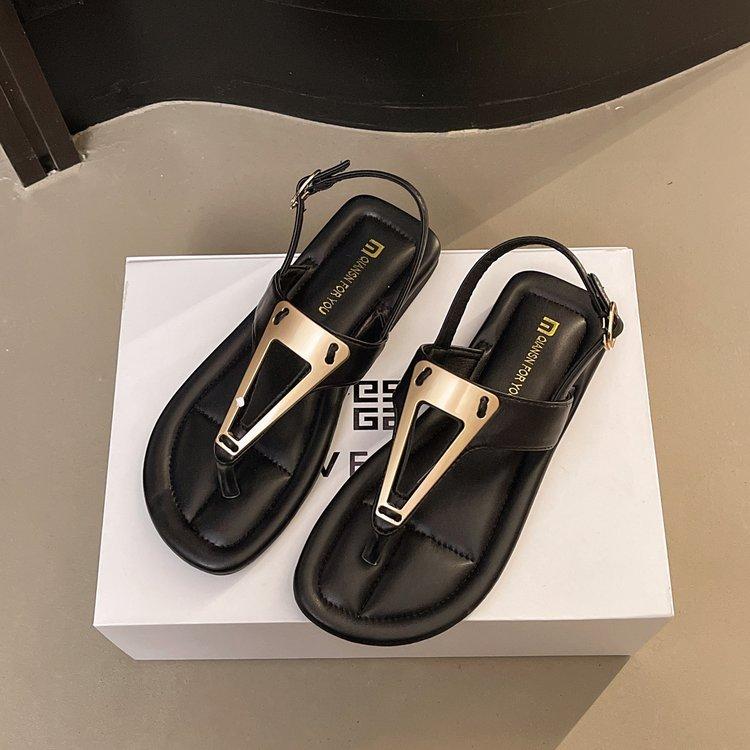 French Metal Toe Herringbone Sandals 2025 Summer New Beach Roman Shoes Comfortable Soft-soled Flat-soled Roman Sandals