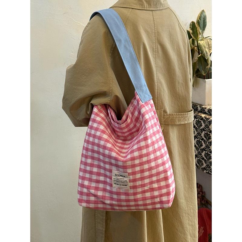 Korean niche canvas bucket bag 2025 new trendy bag contrasting color plaid shoulder bag literary commuter tote bag