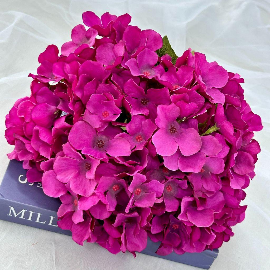 English Romantic Wedding Hydrangea Wall Decor With Silk Flowers For Venue And Home Ambience