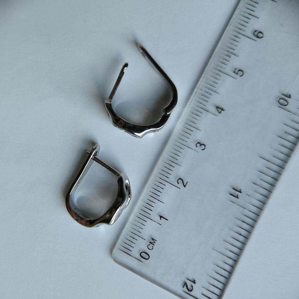 Серебряные серьги с фианитами (2187509)