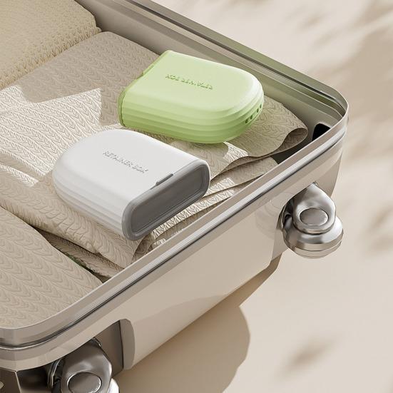 Travel Retainer Case Dental Brace Box with Compartments Portable Breathable Retainer Box