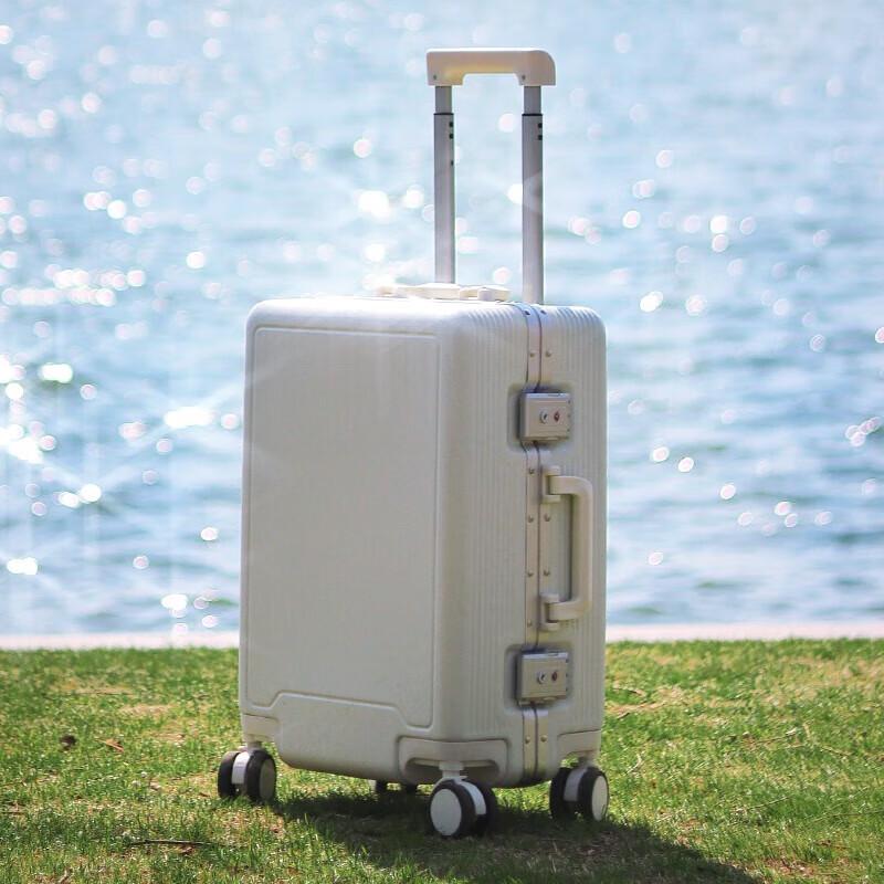 Rockland Aluminum Frame Hardside Carry-on Suitcase