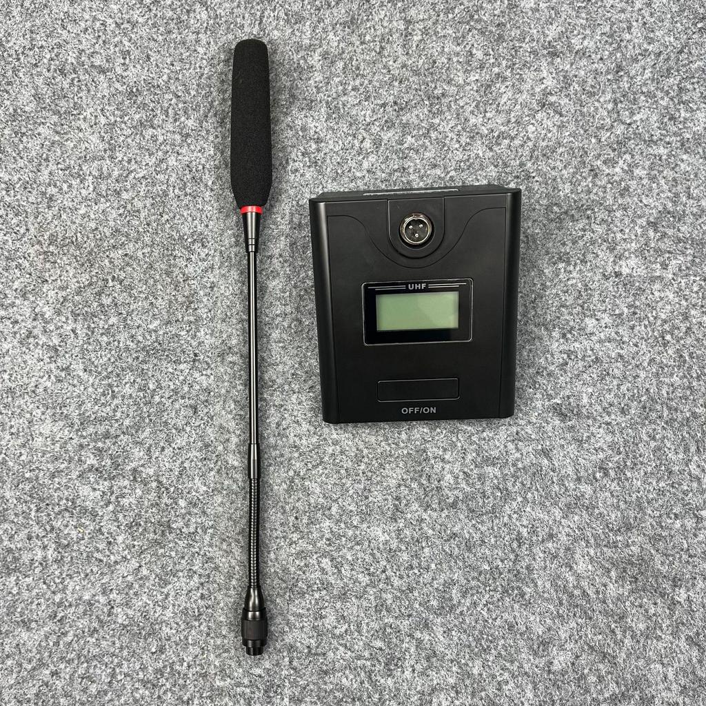 Wireless One-to-Eight Conference Microphone System