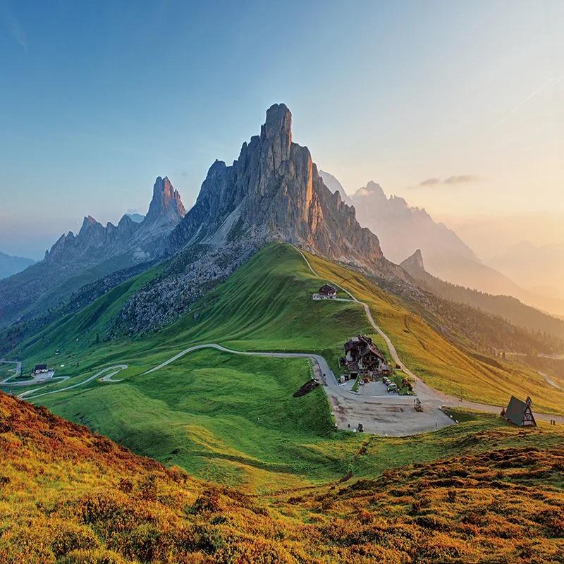 Воздушный шар с изображением вершины горы — фото 8