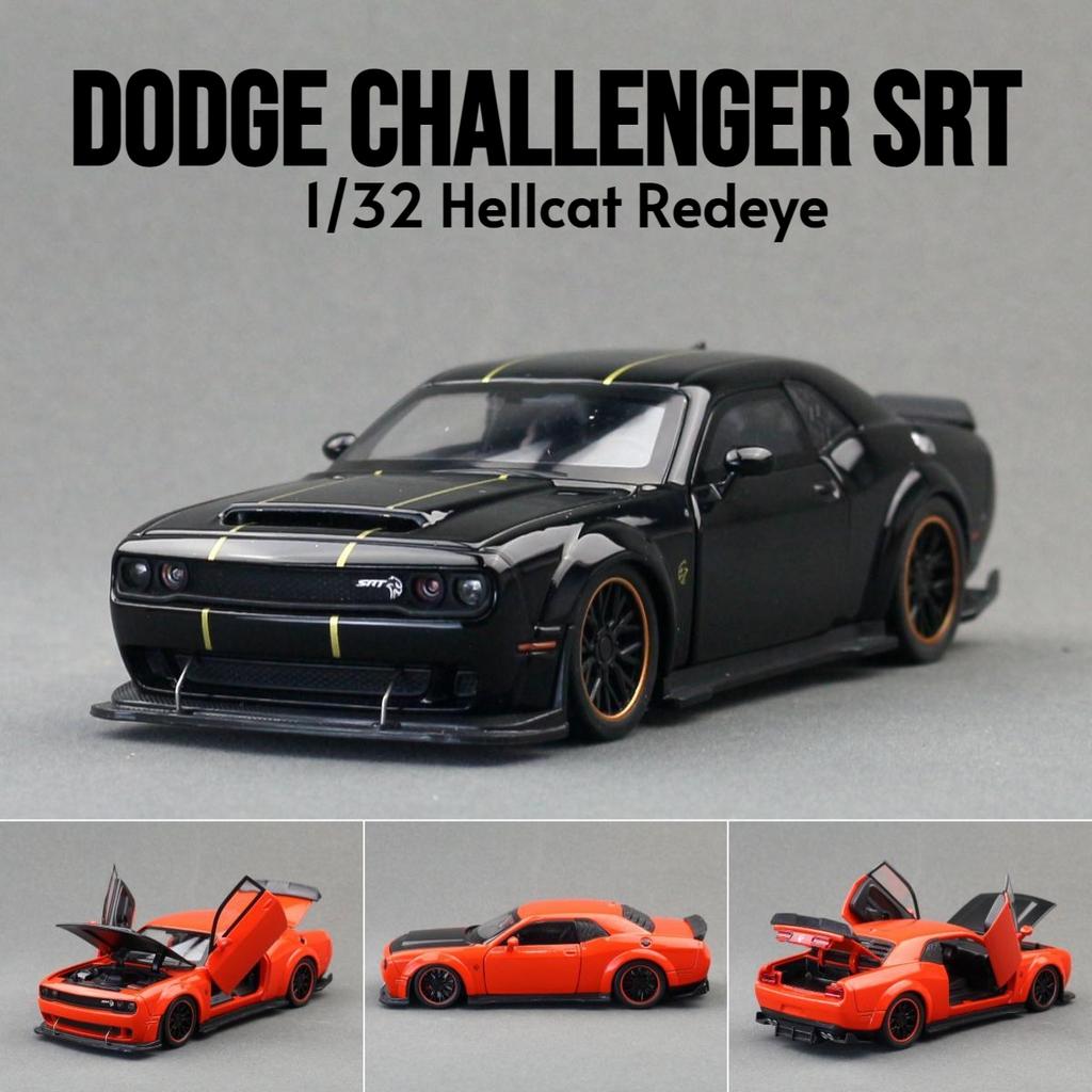 1/32 Scale Dodge Challenger SRT Hellcat Toy Car for Children Super Sport Model Diecast Vehicle Miniature Sound & Light Collection Gift