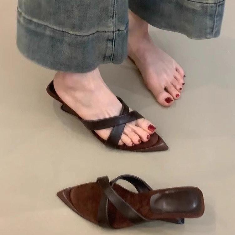 

Женская обувь Весна-Лето 2025 Корейские шелковые атласные остроносые тапочки-бантики Баотоу на плоском каблуке Полутапочки 35 коричневый