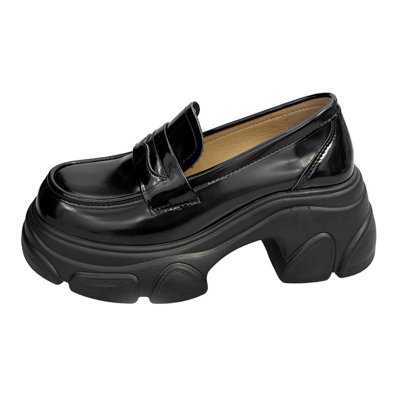 

Массивные лоферы на платформе для женщин 2025 Осень Преппи стиль Лакированная кожа Туфли для платья Женские Удобные слипоны Толстый каблук Туфли-лодочки 40 чёрный