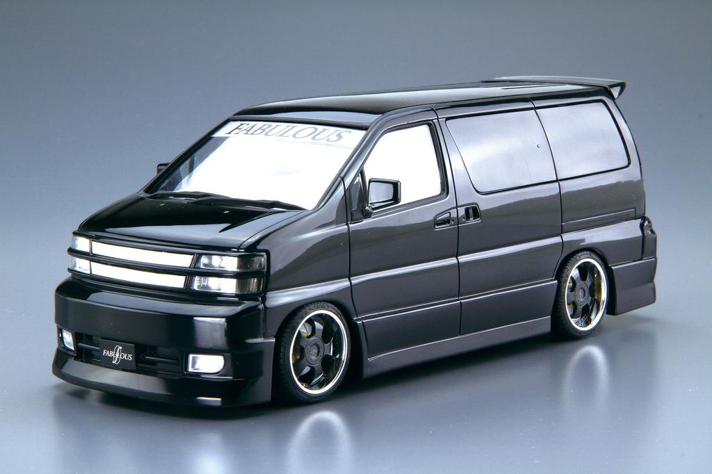 Aoshima Bunka Kyozai Maßstab The Tuned Car Serie 43 Nissan Fabless APE50 Elgrand 2000 Plastikmodell 1/24 Nr.
