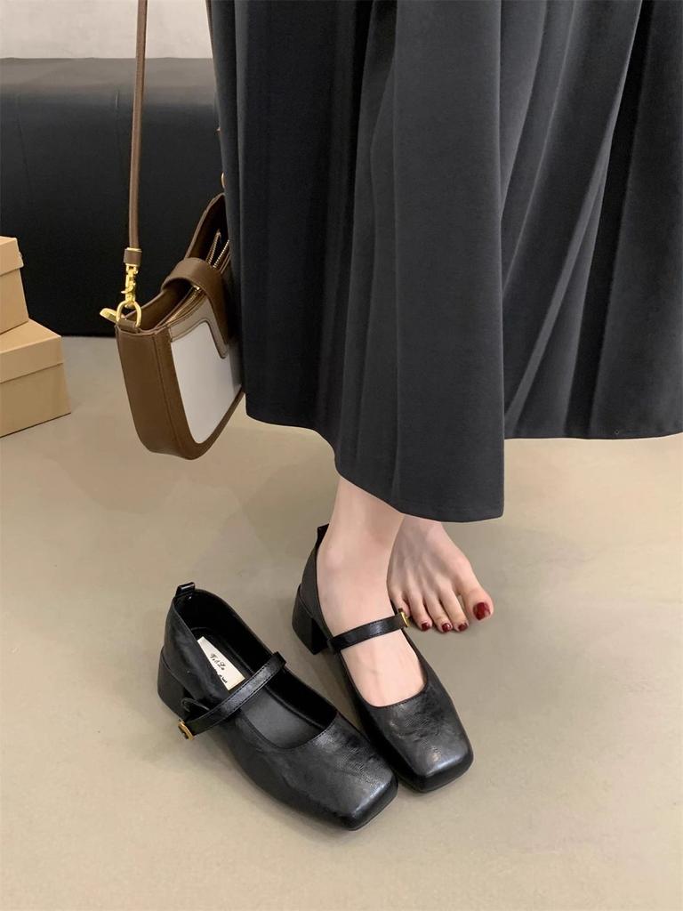 New rough mid-spring shallow mouth 2025 Mary Jane shoes women's skirt with shallow mouth single shoes French retro heel square head