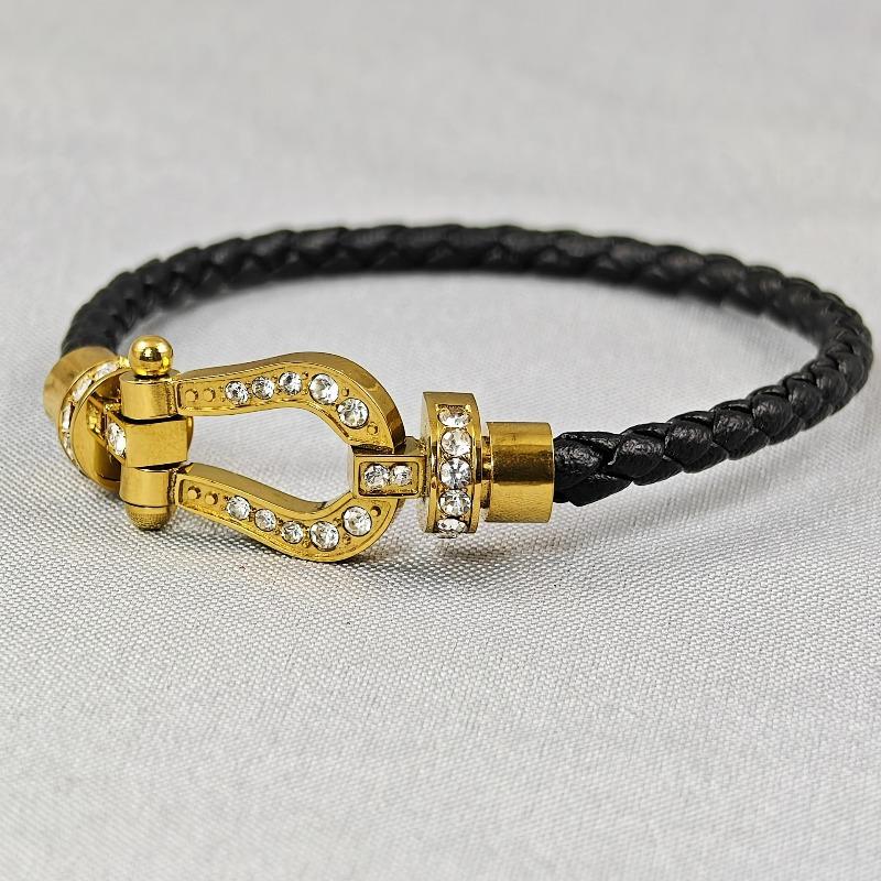 High-end Stainless Steel Full Brick Magnet Horseshoe Buckle Head Bracelet Gold-plated Diamond-encrusted Male and Female Couples Full Diamond Hand Rope