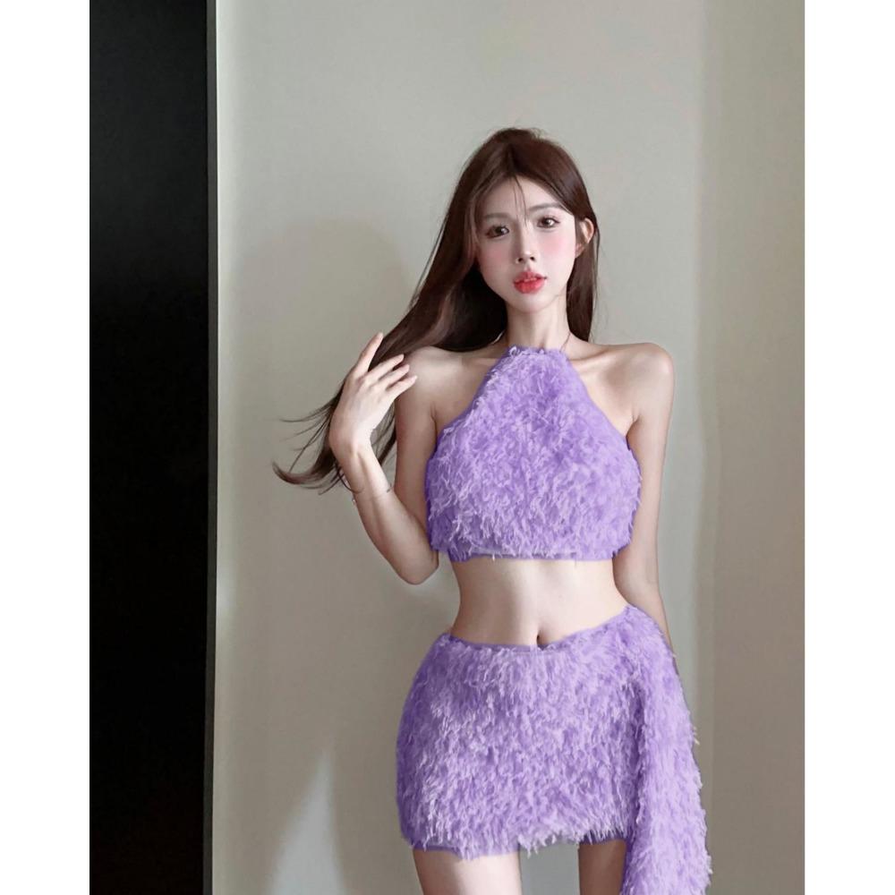 Design Sense Is Slim and Pure Hot Girl College Style Sexy Backless Furry Halter Neck Vest Hip Skirt Plush Top Skirt Suit