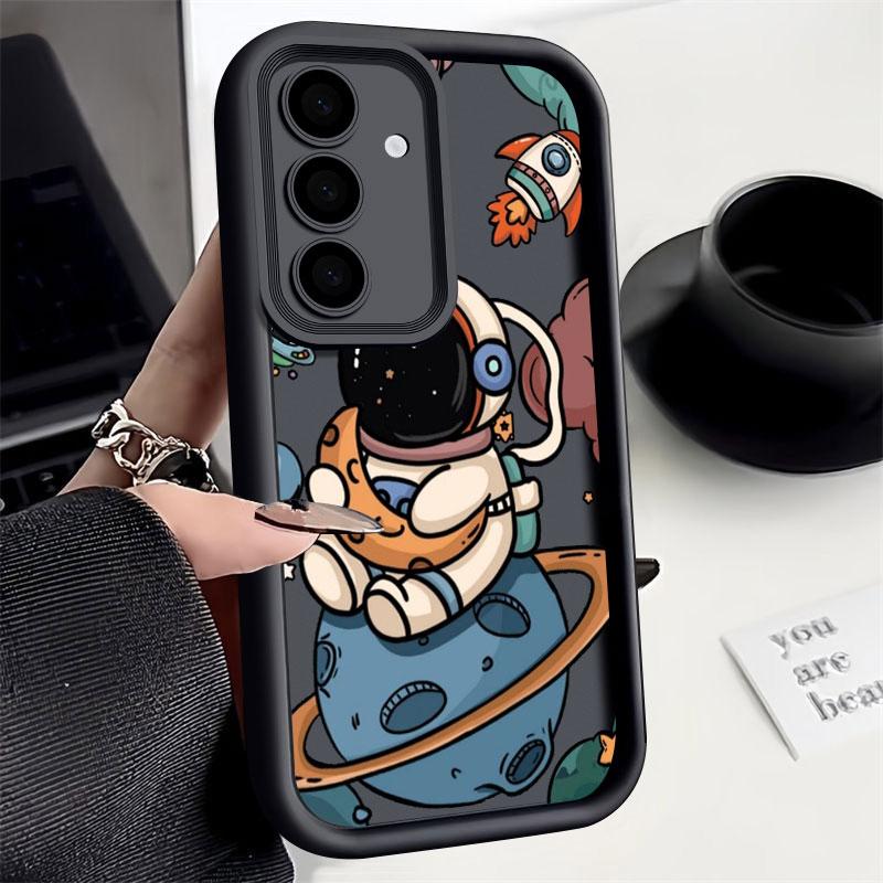 Spaceman Phone Case For Samsung S26 S25 S24 S23 S21 S20 Ultra Cute Astronaut Planet Funda For Galaxy S25 S24 FE S26 Plus Cover