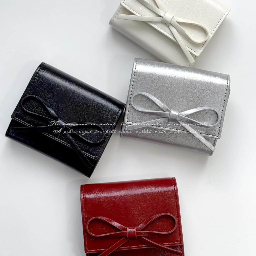 Gisele Mini Large Easy to Card Folding Tri-fold Wallet, Wallet, Compact, Capacity, Use, Ribbon, L-Shaped, Case, Wallet, Small, Women's (Black)