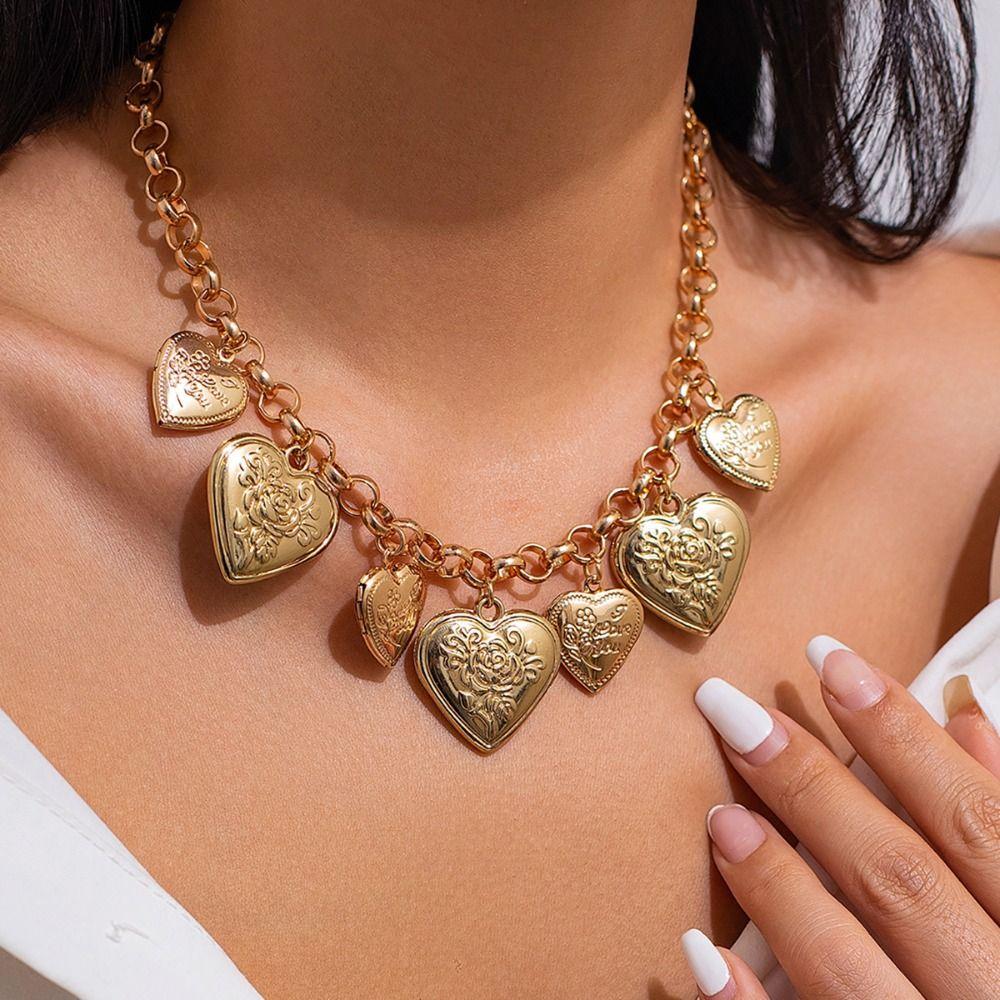 Stereoscopic Metal Heart Bracelet Elegant Vintage Jewelry Fashion Heart Pendant Necklace  Party