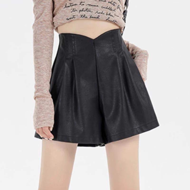 2024 Autumn/Winter Women's High Waist V-Shape PU Leather A-Line Shorts - Korean Style Casual Slimming Wide-Leg Booty Shorts