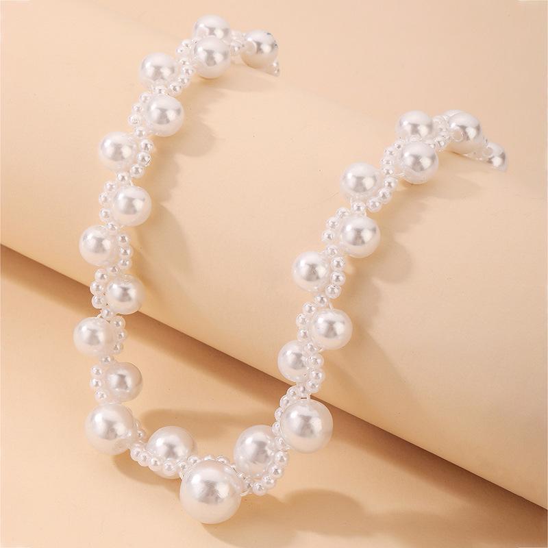 

Elegant Pearl Clavicle Choker - European & American High-End Fashion Necklace