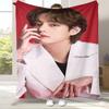 Kim Tae Hyung V Kpop B-BTS Flanelldecke, Ultraweiche Warme Plüschdecke für Zuhause Schlafzimmer Bett Sofa Abdeckung Büro Camping Picknick
