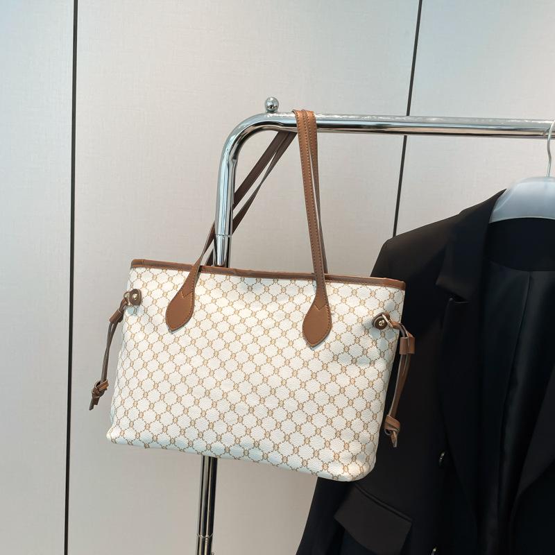 Moda nicho casual para mujer simple retro nuevo bolso tote de hombro portátil de gran capacidad para mujer