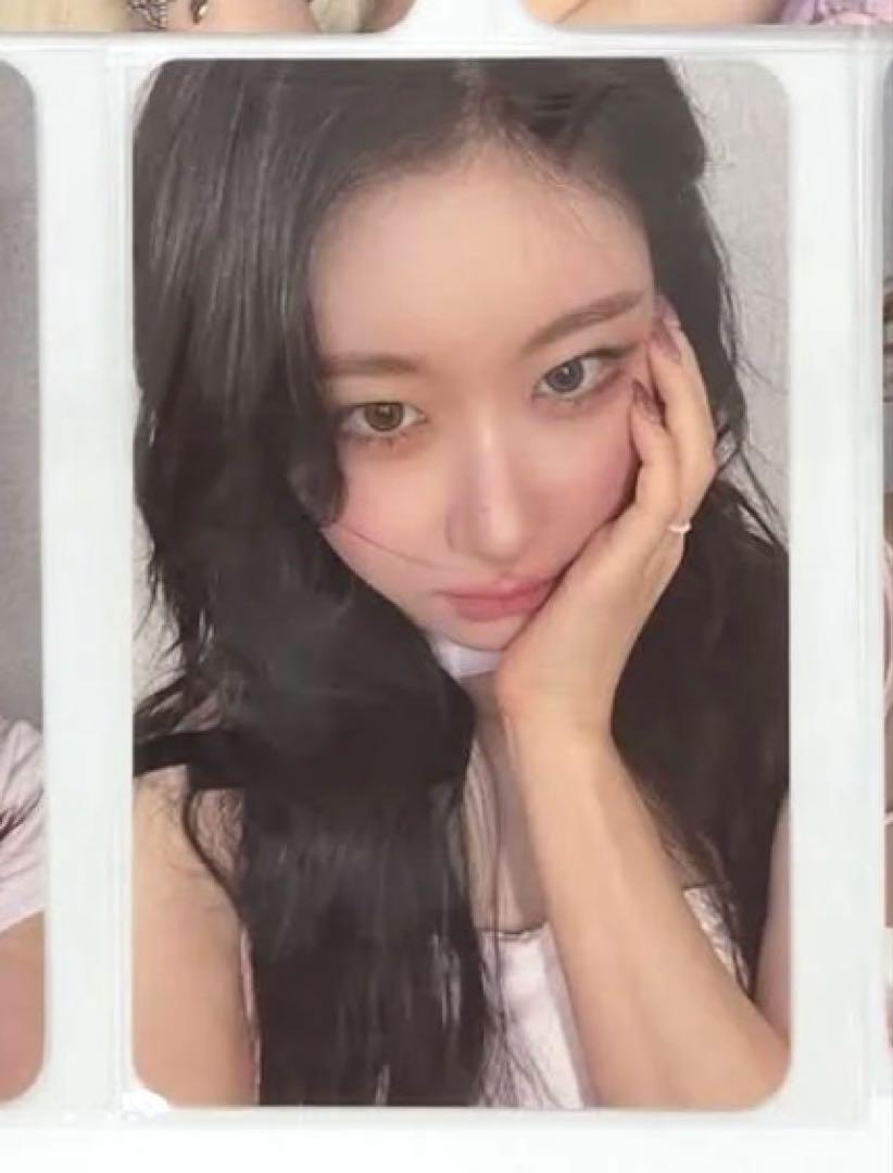 

[USED] ITZY Chaeryeong GWBG Fans Shop JYP Limited Trading Card