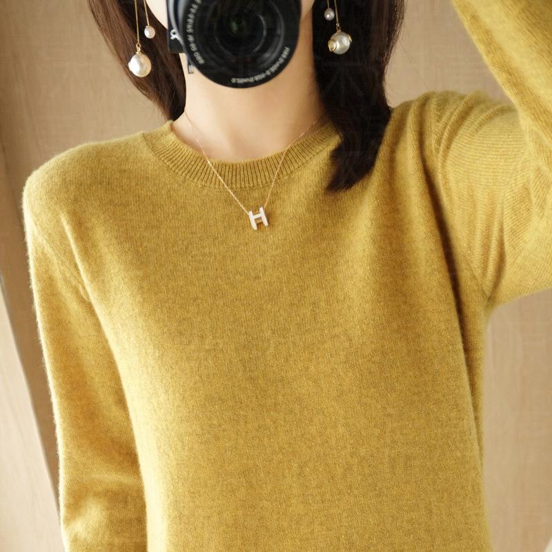 Women's Solid Color Knit Pullover - Autumn/Winter Round Neck Long Sleeve Versatile Base Layer