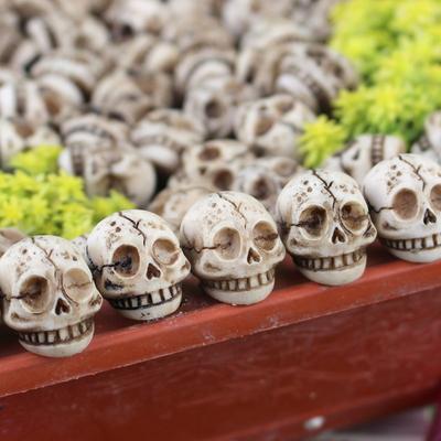The Smiling Face Skull Set Is A Garden Resin Skull Flowerpot for Decorating The Micro-landscape of The Courtyard Lawn