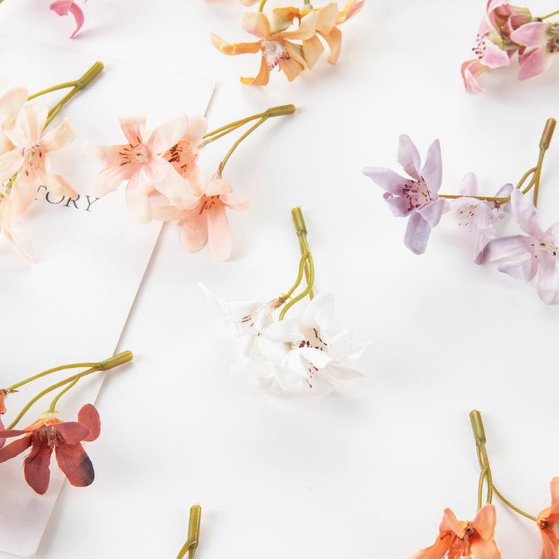 

10pcs Artificial Flowers Silk Hydrangea Wedding Brooch Scrapbook Accessories Home Christmas Wreaths Outdoor Garden Decorations 5pieces