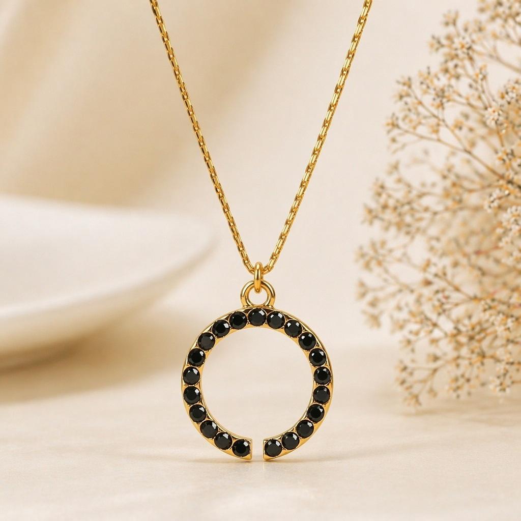 Elegant Women's Stainless Steel Zirconia Clavicle Necklace