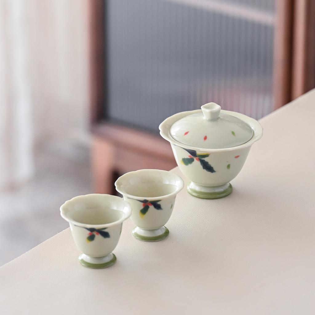 Guochao Hand-Painted Plantain Cover Bowl Two Cup Set Portable Cloth Bag Outdoor Tea Drinking High Value Light Luxury Travel Tea Set