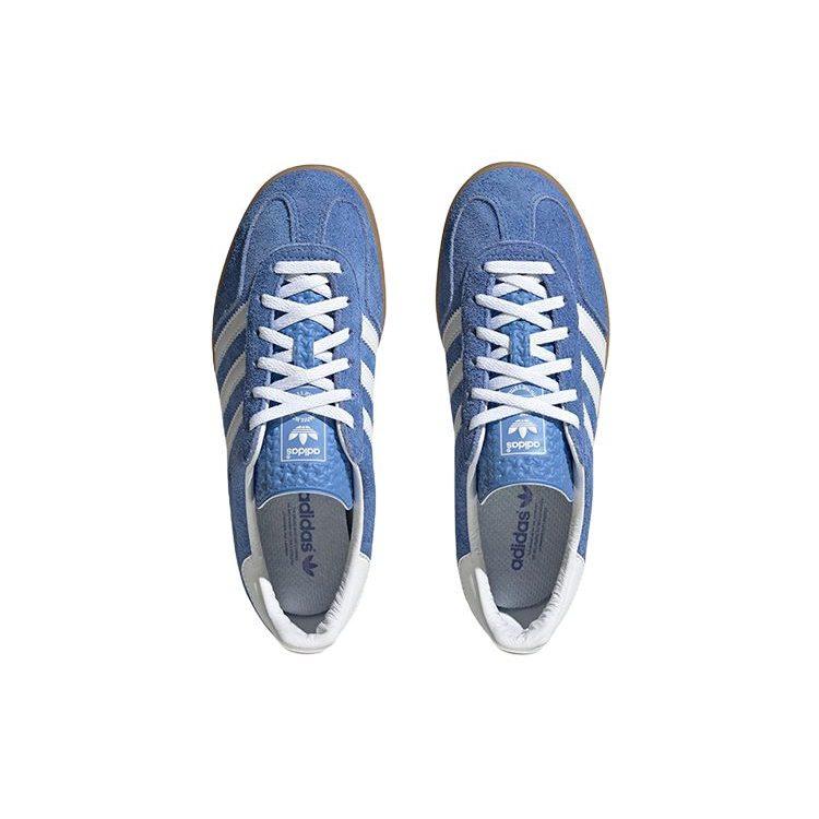 adidas Scarpe da Ginnastica Basse Originali Gazelle Indoor in Pelle Scamosciata alla Moda Casual Unisex Blu Bianco Marrone HQ8717
