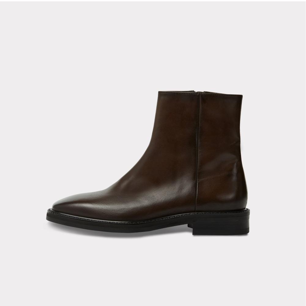 Charlse Votum Square Toe Chelsea Boots