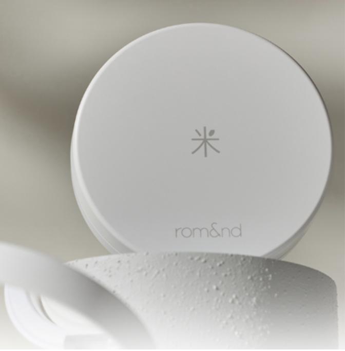 Rom&nd Bakmi Tone-Up Sun Cushion SPF50+ PA++++ – Peach & White Dual Pact