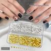Nageldesign – Strass och nageldekorationer