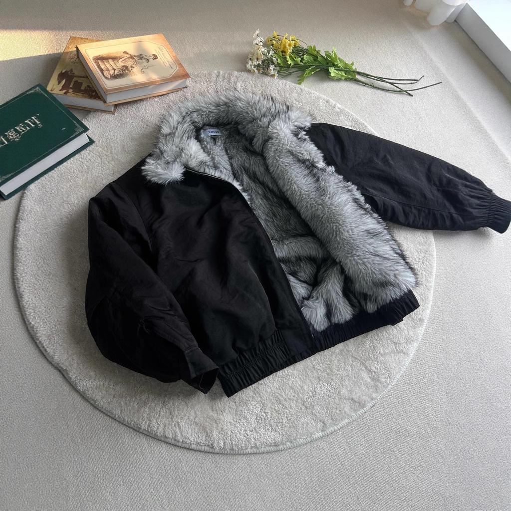 Wolf King Throne Mountain Eagle Imitation Fur Cotton Harrington Bomber Jacket for Men and Women - Thick, Padded, Cleanfit Outerwear.