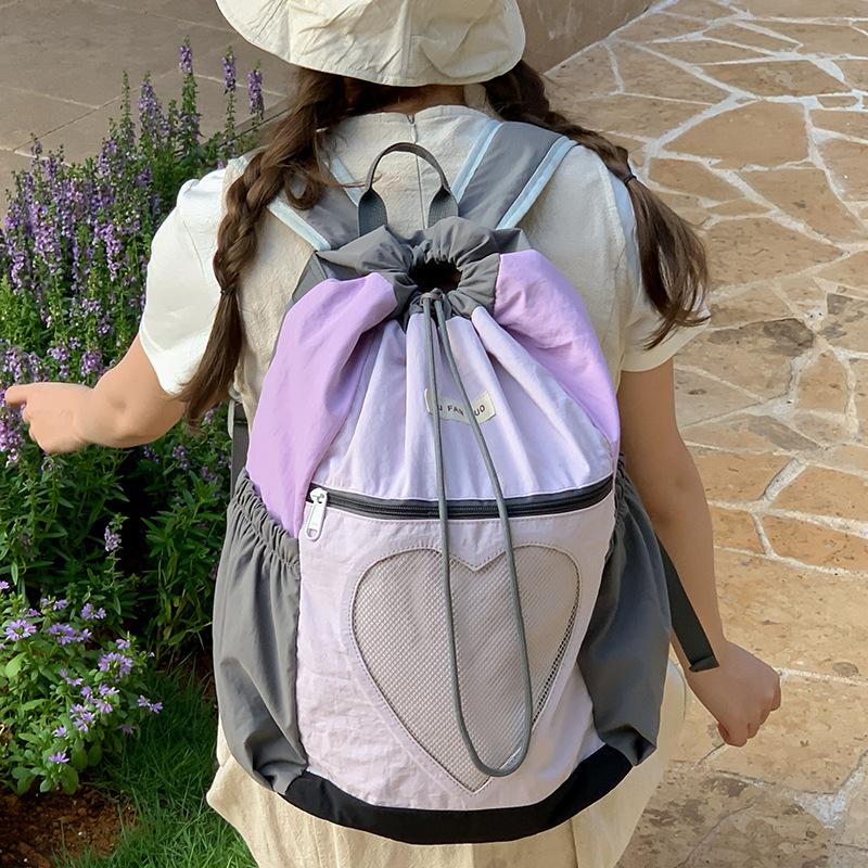 Creative backpack 2025 new Korean contrasting color girl light travel backpack outdoor sports student schoolbag tide