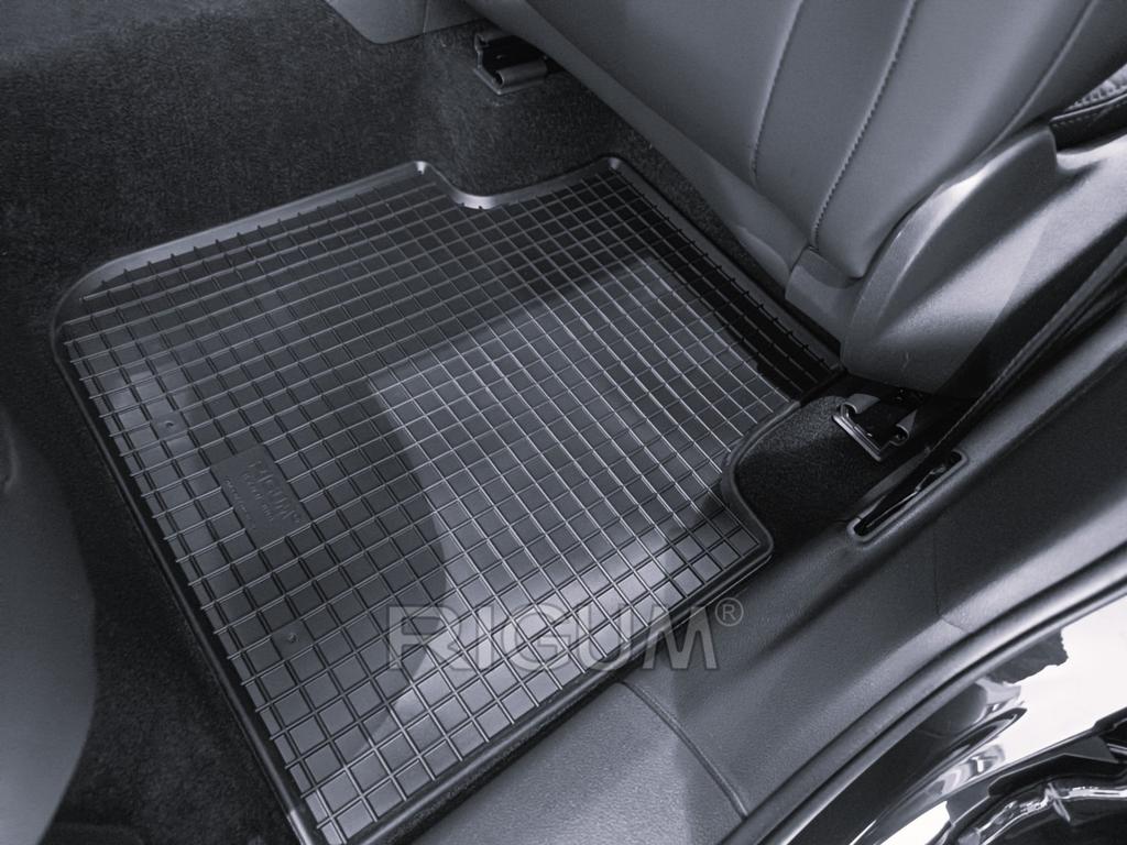 Bagażnik RIGUM 434064 + Dywaniki RIGUM 904055 - Volkswagen Tiguan Allspace SUV od 11.2017r. stop. AV2 Przód - ZAMONTOWANE