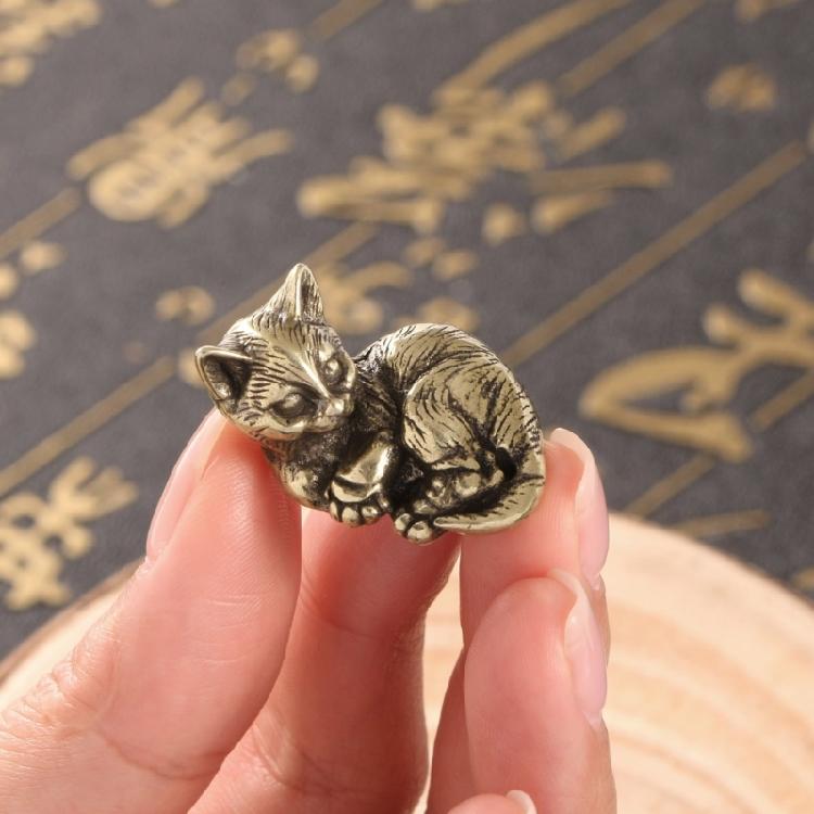 Elegant Brass Cats Figurine Desk Decoration Decorative Metal Statue Teas Room Accessories Car Interior Accessories